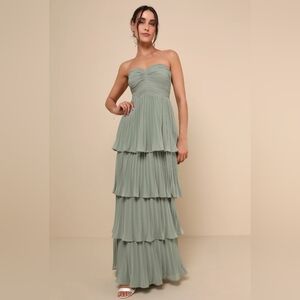 Lulu's sage green strapless dress, green, size large